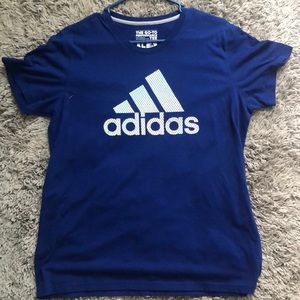 Adidas T-shirt. Size XL